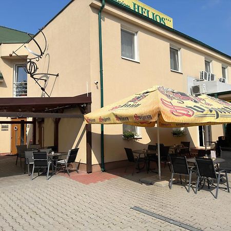 Penzion Helios Bratislava Exteriér fotografie